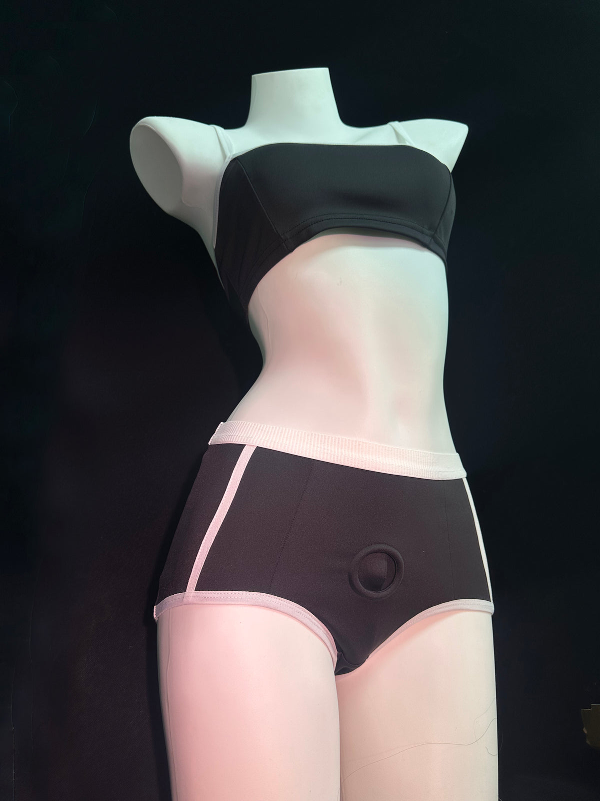 Captain Mira Harness