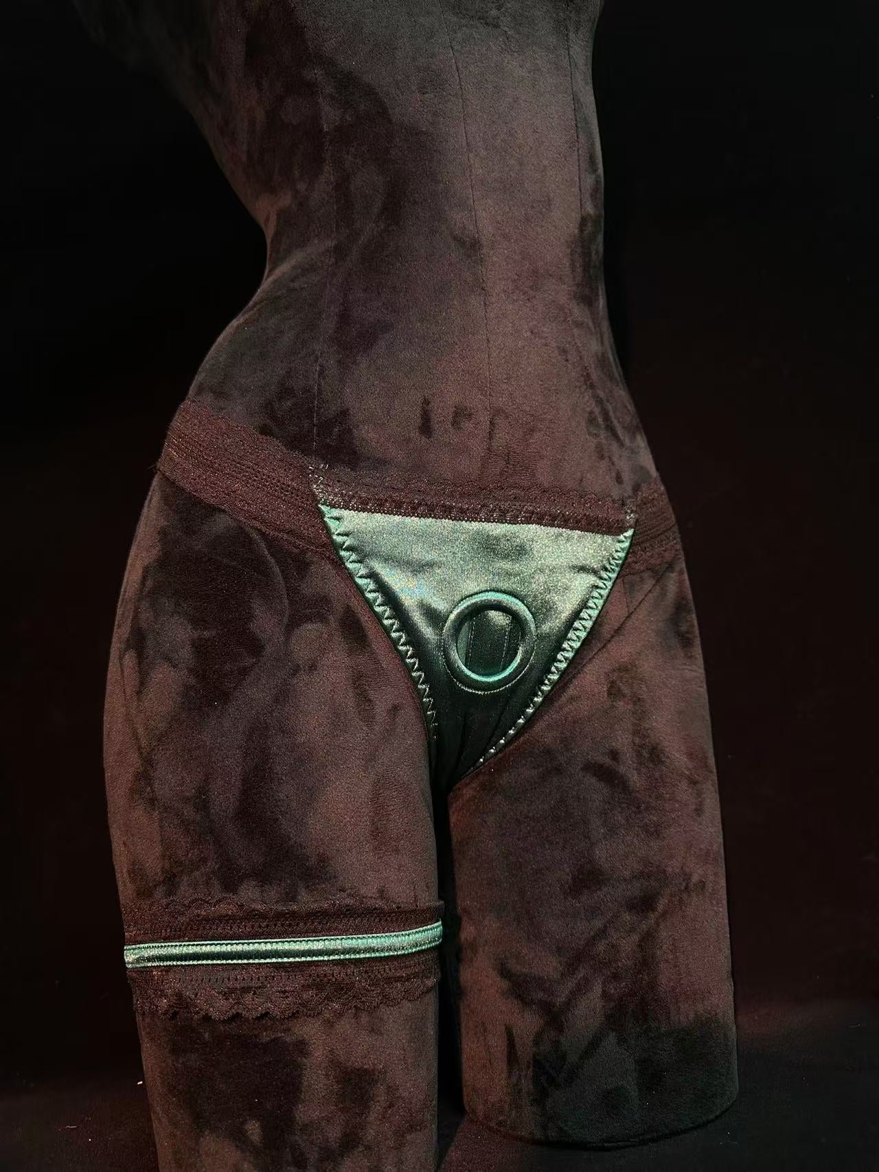 Redemption QuickHarness Shorts